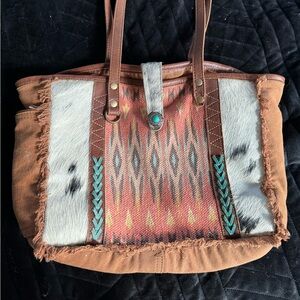 New Release Myra Bag Rug Canvas Cowhide Rug & Leather Tote Aztec